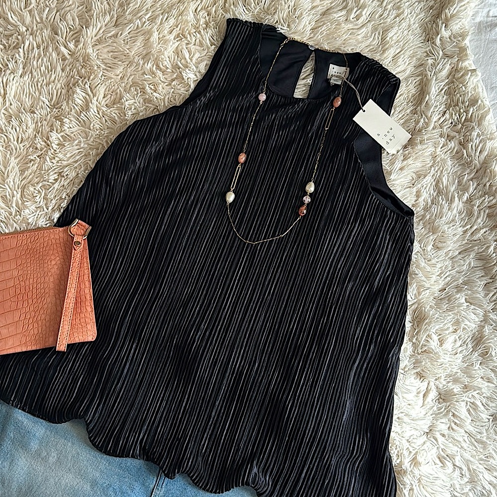 NEW A New Day Pleated Sleeveless Black Top / Tank - Size M